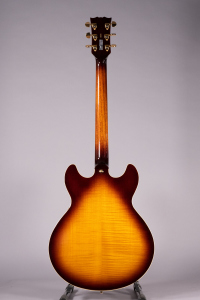 Yamaha Sa2200 Brown Sunburst con Custodia