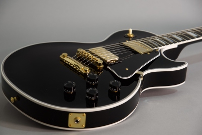GIBSON LES PAUL CUSTOM EBONY with  EBONY GLOSS FRETBOARD