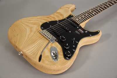 Fender Limited Edition Stratocaster Sandblasted Natural Rosewood