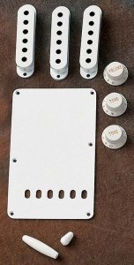 Fender Accessory Kit Vintage Style Stratocaster White