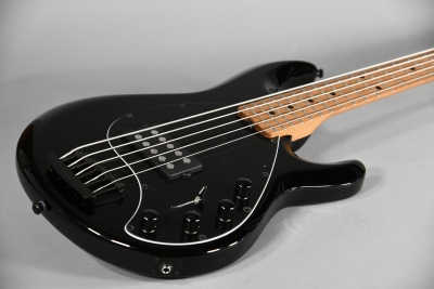 Musicman Stingray Special H Black Maple Neck 5 Corde