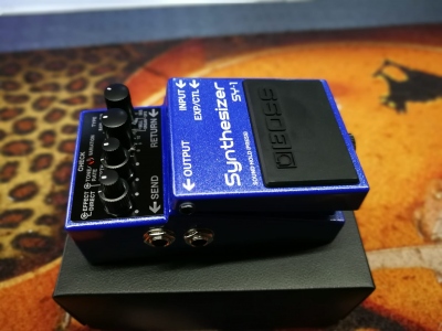 Boss Sy-1 Synthesizer