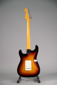 Fender American Vintage II 1961 Stratocaster 3 Color Sunburst
