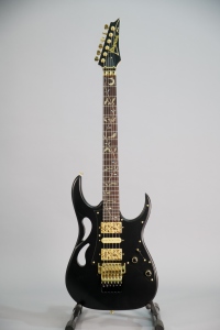 Ibanez Steve Vai PIA3761XB Onyx Black con Case