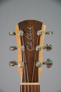 Cole Clark Angel 2 Grand Auditorium Cutway Elettrificata Serie An2