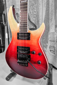 Esp EII Horizon III Floyd Rose Black Cherry Fade con Astuccio