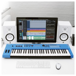 YAMAHA MX61II SYNTH BLUE