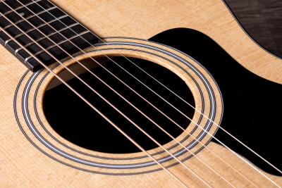 Taylor 114E Walnut Sitka Chitarra Acustica
