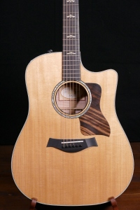 Taylor 610Ce Chitarra Acustica Dreadnought