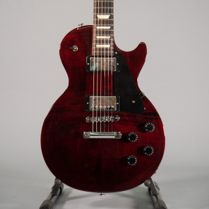 GIBSON LES PAUL STUDIO WINE RED