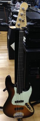 Lakland Fretless Skyline 4460 Three Tone Sunburst