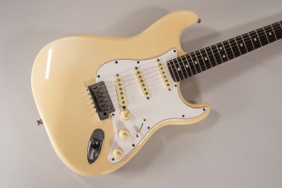 FENDER Stratocaster AMER.Standard  USATA