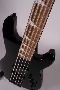 jackson basso ellefson sigh, usato