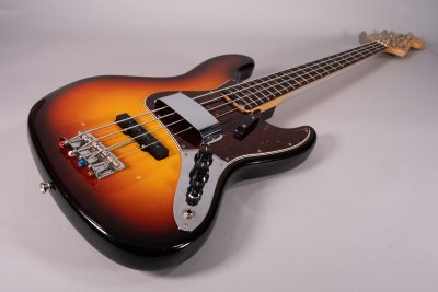 FENDER AM VINTAGE JAZZ 64 REISSUE USATO