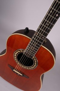 OVATION 1657 DEL 1978 USATA