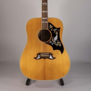 GIBSON 1960s DOVE NATURAL USATA