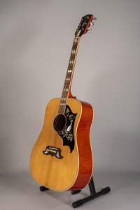 GIBSON 1960s DOVE NATURAL USATA