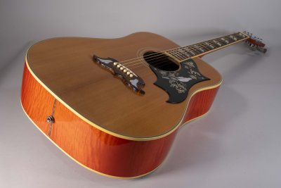 GIBSON 1960s DOVE NATURAL USATA