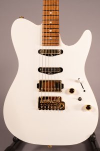 Ibanez LB1 WH Lari Basilio Signature White