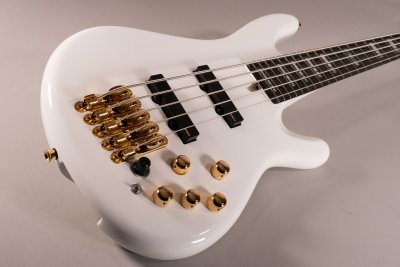 Yamaha BBNE2 White Nathan East Signature
