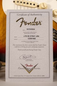 Fender Custom Shop Limited Ed 1956 Stratocaster Journeyman Relic 3Color Sunburst