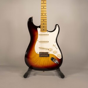 Fender Custom Shop Limited Ed 1956 Stratocaster Journeyman Relic 3Color Sunburst
