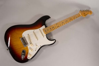 Fender Custom Shop Limited Ed 1956 Stratocaster Journeyman Relic 3Color Sunburst
