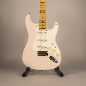 Fender Custom Shop 1956 Stratocaster Journeyman Relic Faded Aged Shell Pink