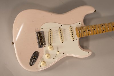 Fender Custom Shop 1956 Stratocaster Journeyman Relic Faded Aged Shell Pink
