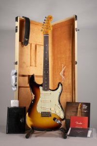 Fender Custom Shop 1960 Stratocaster Heavy Relic Faded Aged 3Tone Sunburst