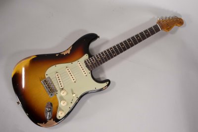 Fender Custom Shop 1960 Stratocaster Heavy Relic Faded Aged 3Tone Sunburst