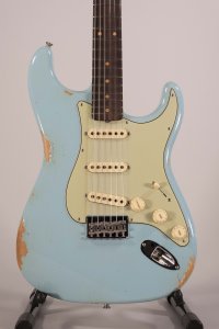 Fender Custom Shop Ltd 59' Stratocaster Hardtail Relic Aged Daphne Blue