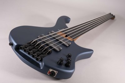 Ibanez EHB1005FAOM Basso Elettrico 5 Corde Artic Ocean Matte