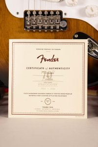 Fender 70th Anniversary American Vintage II 1954 Stratocaster MN 2Color Sunburst