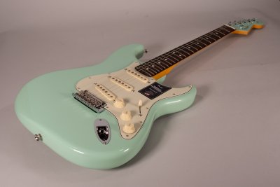 Fender American Professional II Stratocaster RW Matching Headstock Surf Green
