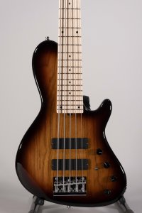 Sadowsky Metroline Bass 5 24 Single Cut Vintage Sunburst