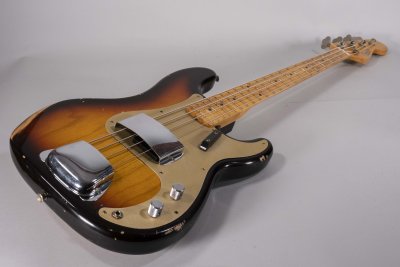 Fender Custom Shop 1958 Precision Bass Relic 3 Color Sunburst