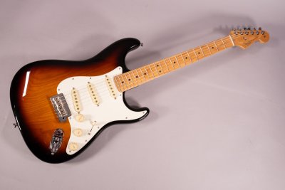 Fender American Professional II Stratocaster Maple  2Tone Sunburst