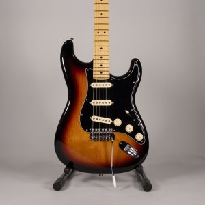 FENDER STRATOCASTER 2021