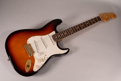 FENDER STRATO STD ANNIVERSARY USATA