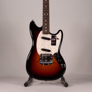 FENDER MUSTANG PERFORMER USATA