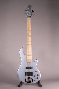 Lakland Skyline 5502 Custom 5 Corde Ice Blue Metallic