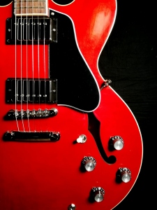 GIBSON ES 335 DOT ANTIQUE FADED CHERRY 