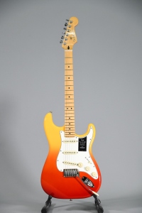 Fender Player Plus Stratocaster Tequila Sunrise