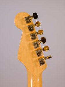 FENDER STRATO DLX SPECIAL ED '92 USATA