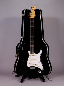 FENDER STRATO HSS AM. ULTRA USATA