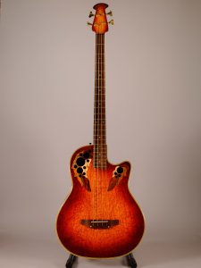 OVATION BASS CELEBRITY DELUXE USATO