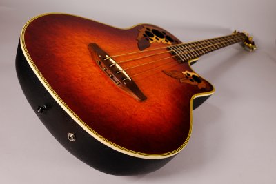 OVATION BASS CELEBRITY DELUXE USATO