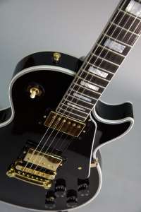 GIBSON LES PAUL CUSTOM EBONY with  EBONY GLOSS FRETBOARD