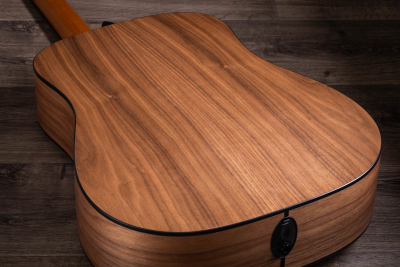 Taylor 150E Walnut Sitka